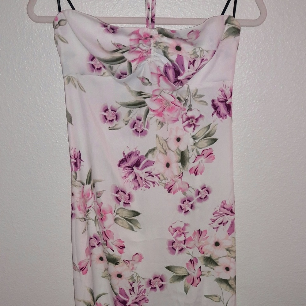 🌸🌺 NWOT Floral Halter Maxi Dress 🌸🌺